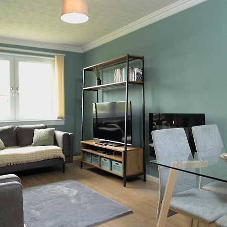 Modern 2-Bed Haven, Free Parking Apartment EDI Exterior foto